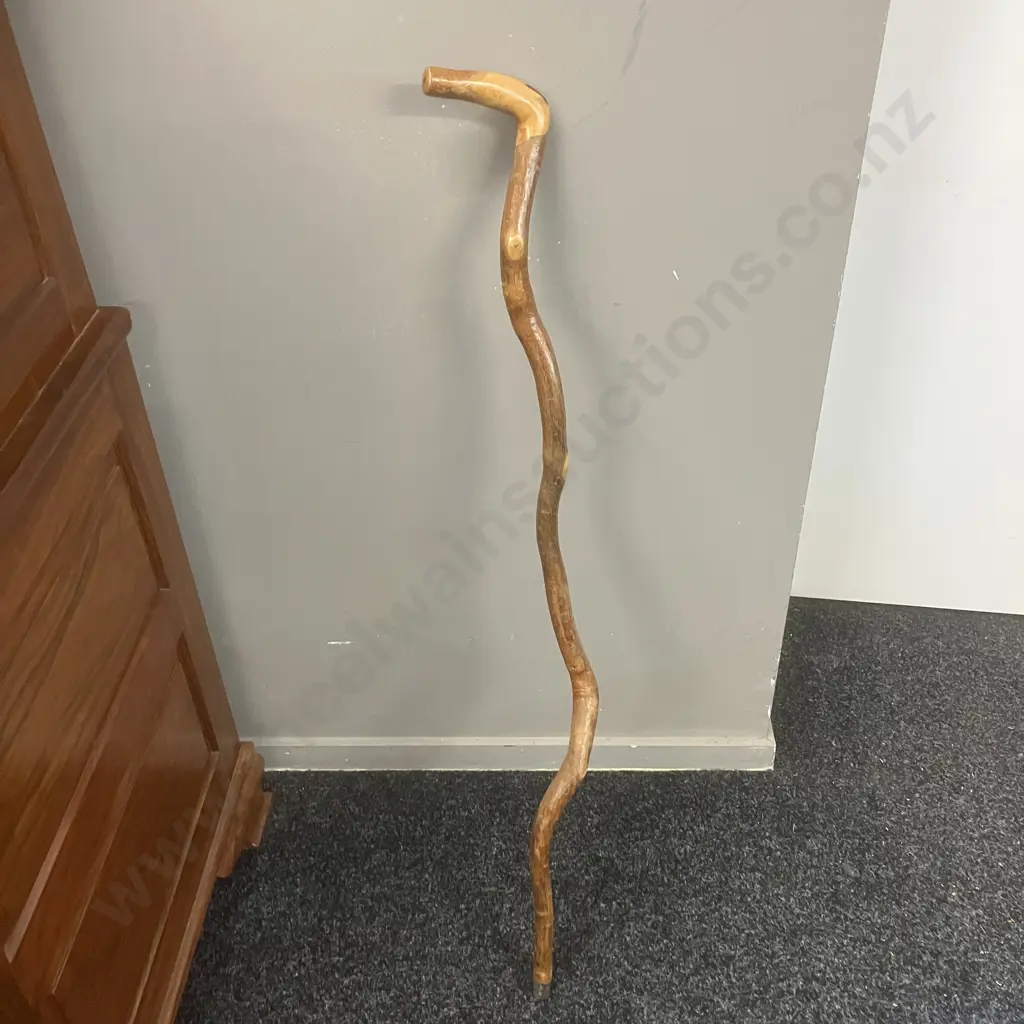 Vintage Natural Wooden Walking Stick. H97cm Image 1++