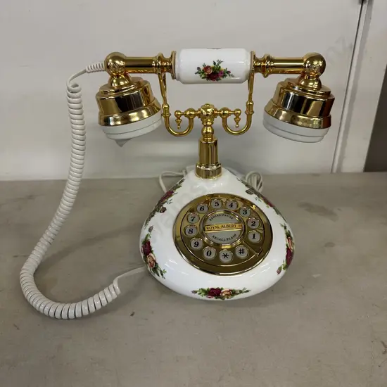 Royal Albert Old Country Roses Telephone