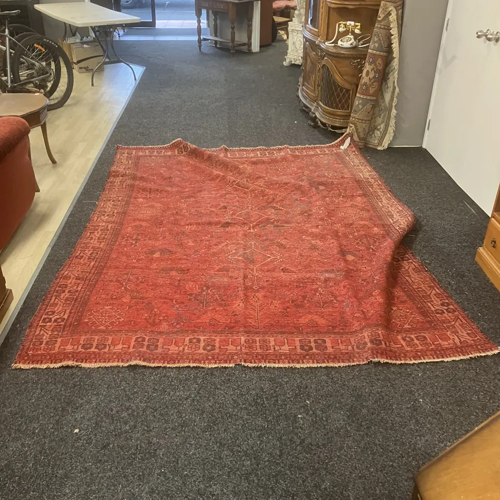 Vintage Persian Rug. 212 x 284cm (Worn & Marked) Image 1++