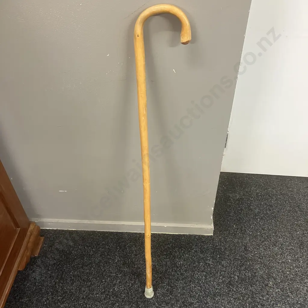 Wooden Walking Stick With Curved Handle. H92cm Image 1++