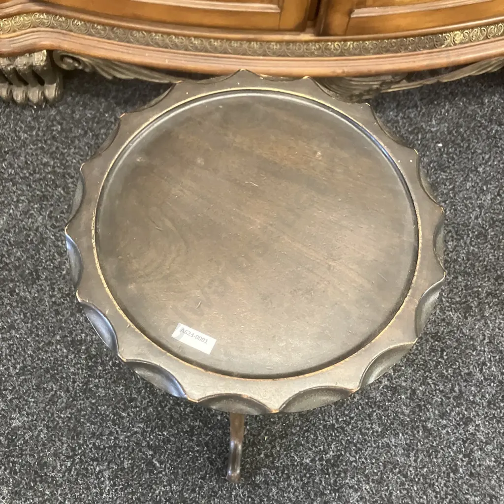 Mahogany Wine Table, With Round Top & Scalloped Edge, Pedestal To Three Legs. 52 x 30cm Image 1++