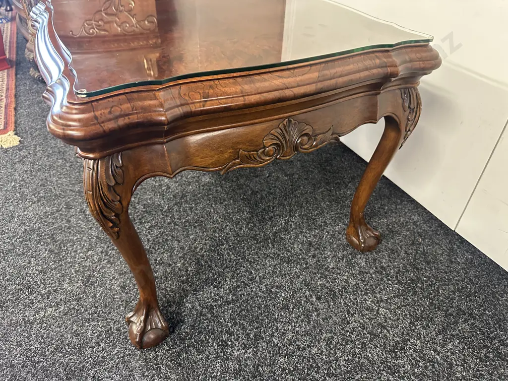 Ornate Walnut Square Side Table Scalloped Edged Claw Feet Glass Top H49,60x60cm. Image 1++