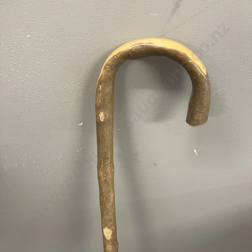 Vintage Natural Wood Walking Stick. H92cm Image 1++