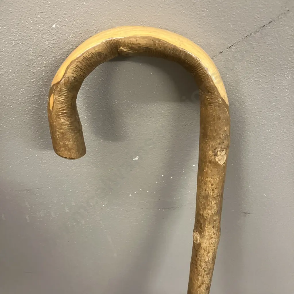 Vintage Natural Wood Walking Stick. H92cm Image 1++