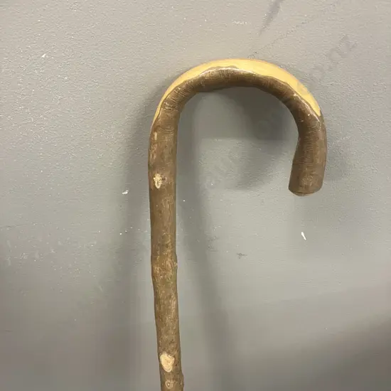 Vintage Natural Wood Walking Stick. H92cm