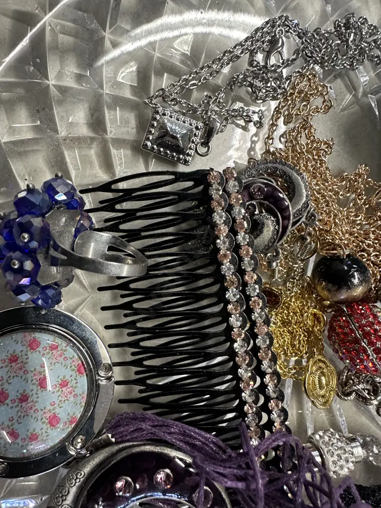 Selection Of Costume Jewellery Image 1++