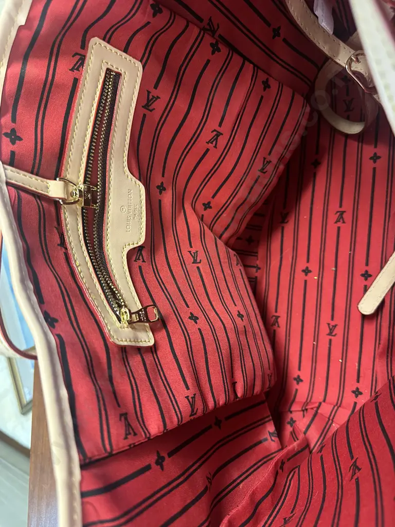 Louis Vuitton Branded Bag Image 1++