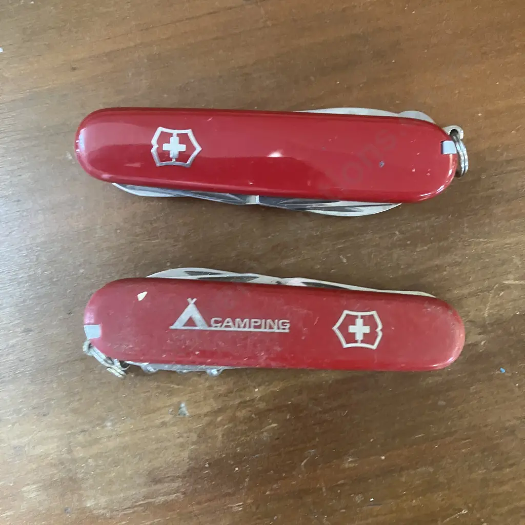 Pair of Victorinox Swiss Army Knives - Officier Suisse & Camper Image 1++