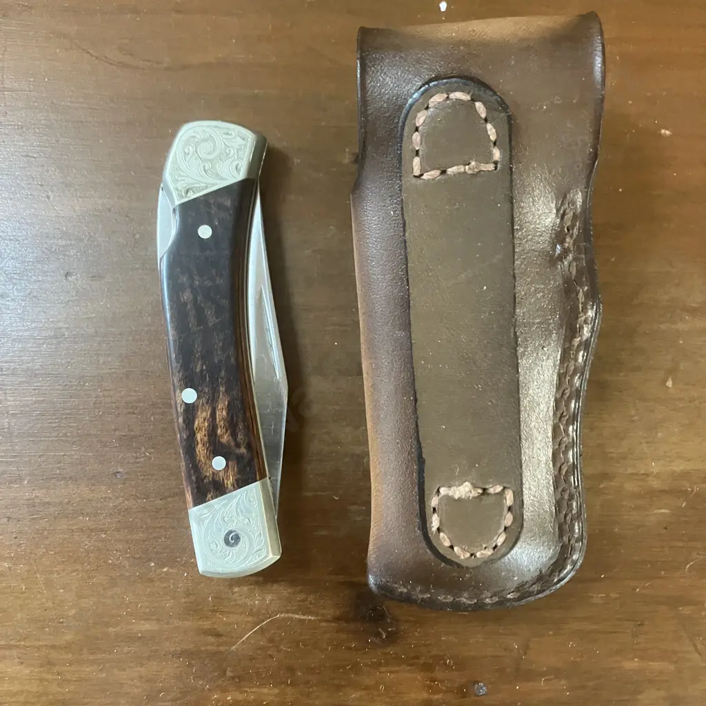 Schrade USA SCM5 Custom Etched Lockback With Tooled Schrade Sheath – 1980s Image 1++