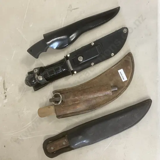 Lot of Four Knives With Sheaths
