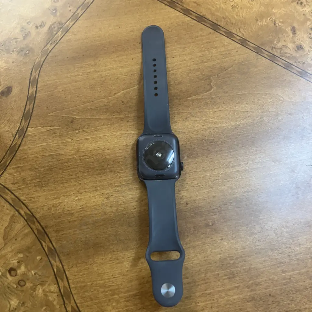 Apple Watch SE # MFZWGWWFL X2723 Image 1++