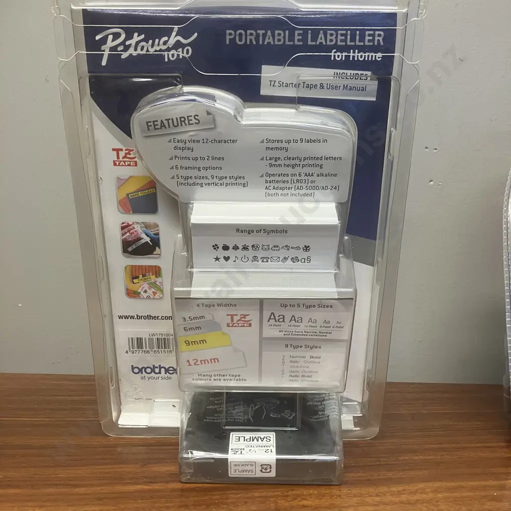 Brother Labelling Machine P Touch 1010 Metallic Silver Unused In Original Packaging With SR PowerPak Batteries & Charger Image 1++