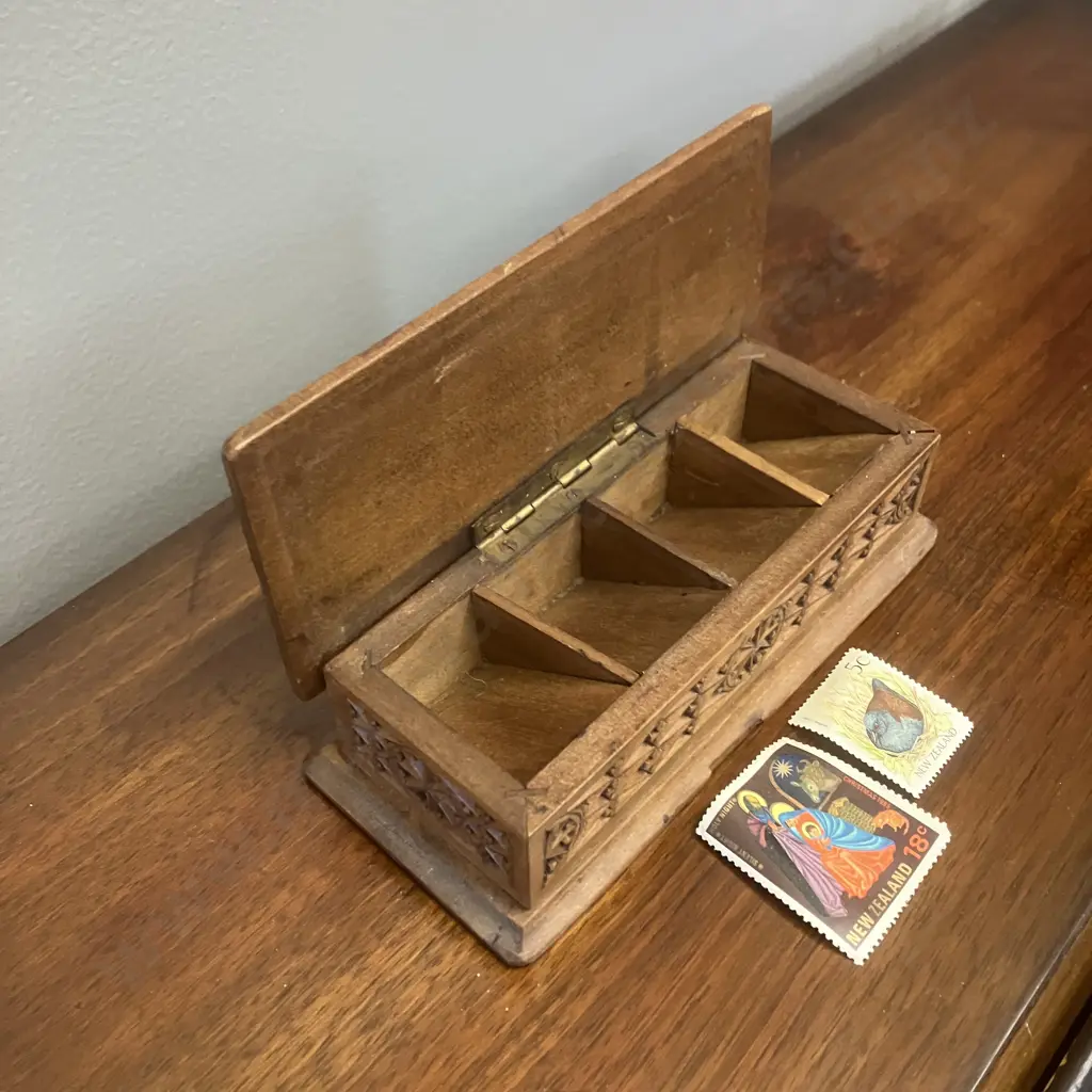 Art Deco Amsterdamse School - Carved Batik Pattern Stamp Box, Signed 'RW' c1910-1930 Image 1++