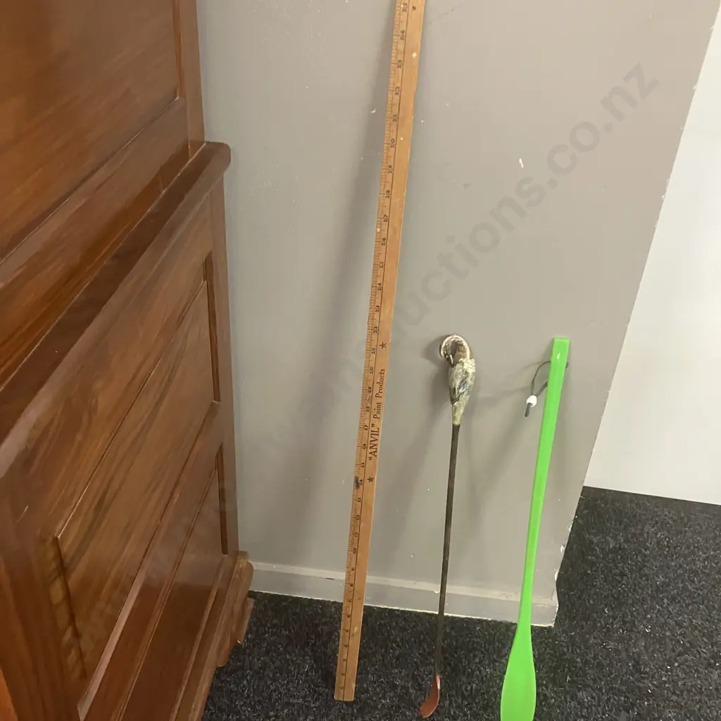 Duck Handle Back Scratcher, Vintage Smith & Smith Limited Ruler & Hotel Furama Hong Kong Shoe Horn Image 1++