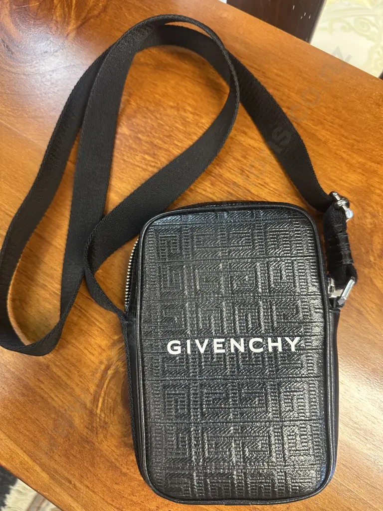 Black Givenchy Branded Bag Image 1++