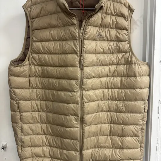 Caramel Macpac Vest Size 4XL