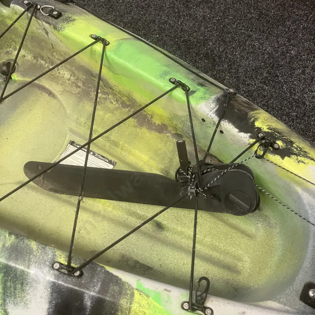 3.6m Green & Yellow Camouflage Kayak Image 1++