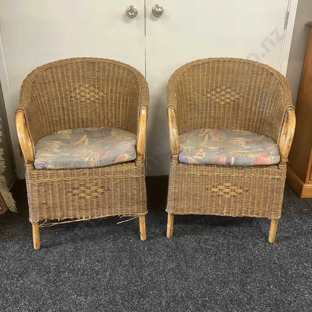 Pair of Rattan Armchairs With Patterned Cushions Image 1++