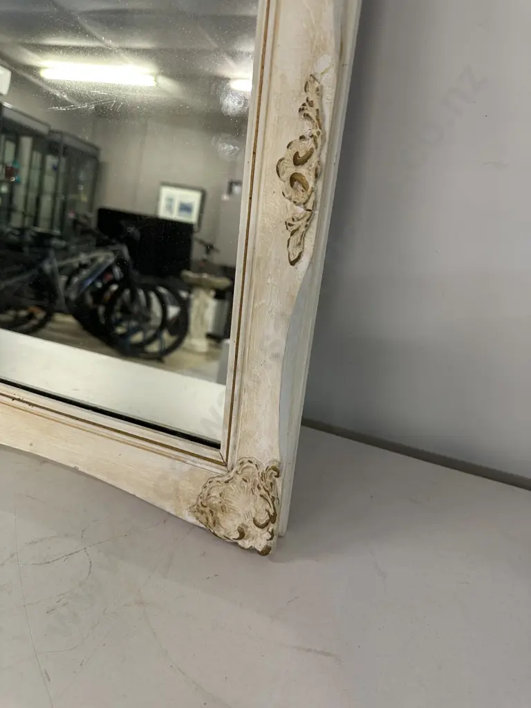 Ornate Cream Gilt Framed Mirror H50,W70cm. Image 1++