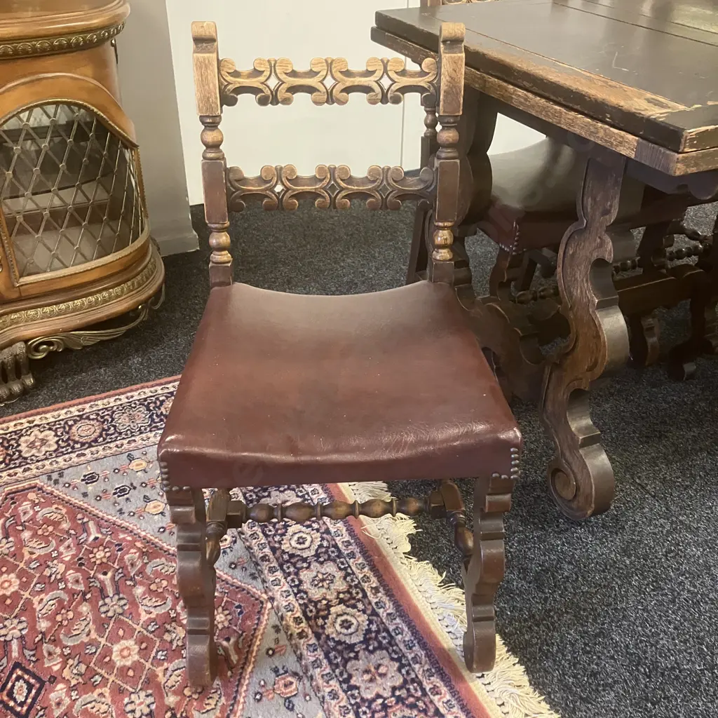 Spanish Antique Oak Draw Leaf Table With 4 Ornate Carved Back / Brown Leather Seat Dining Chairs. H77 W121/181 D83.5cm Image 1++