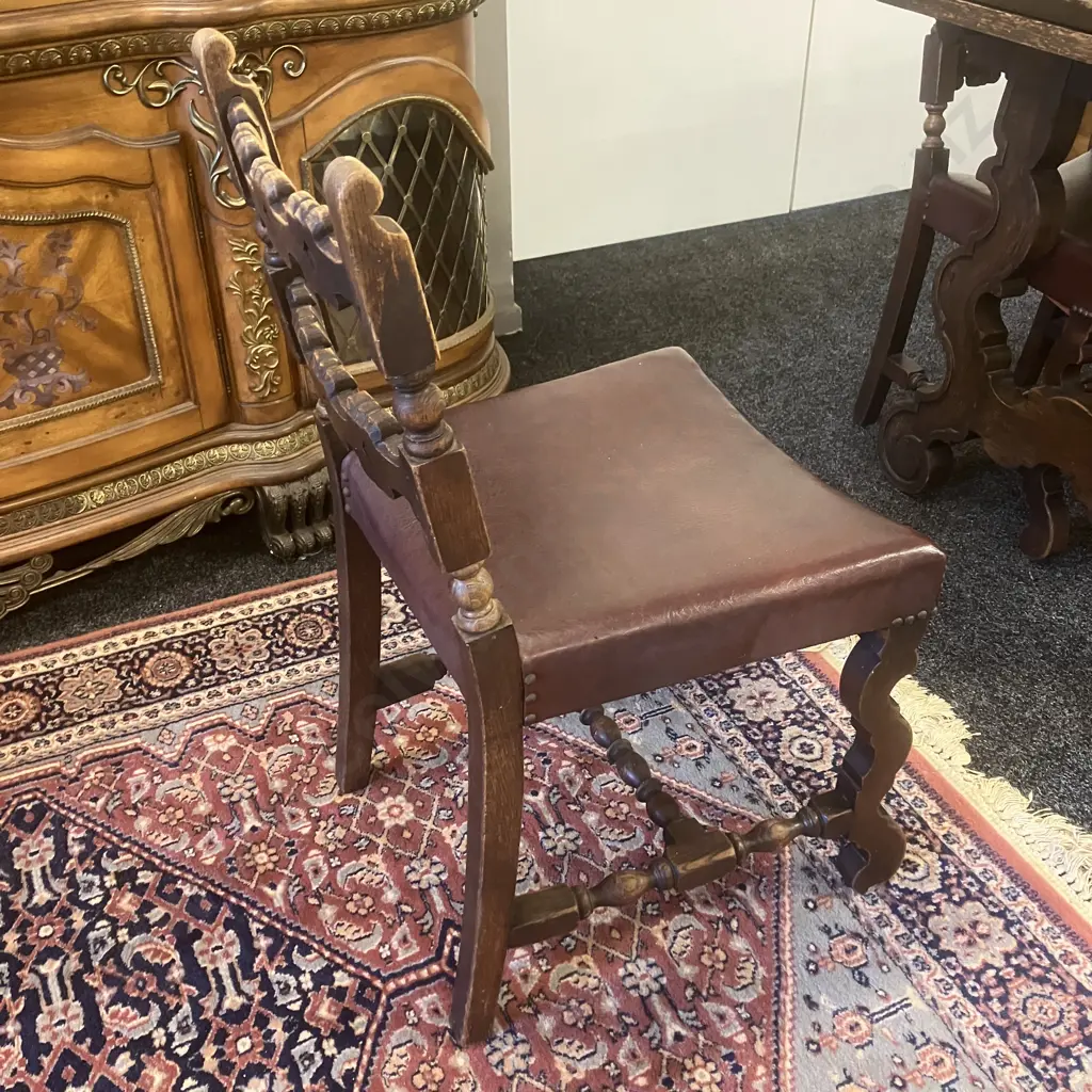 Spanish Antique Oak Draw Leaf Table With 4 Ornate Carved Back / Brown Leather Seat Dining Chairs. H77 W121/181 D83.5cm Image 1++