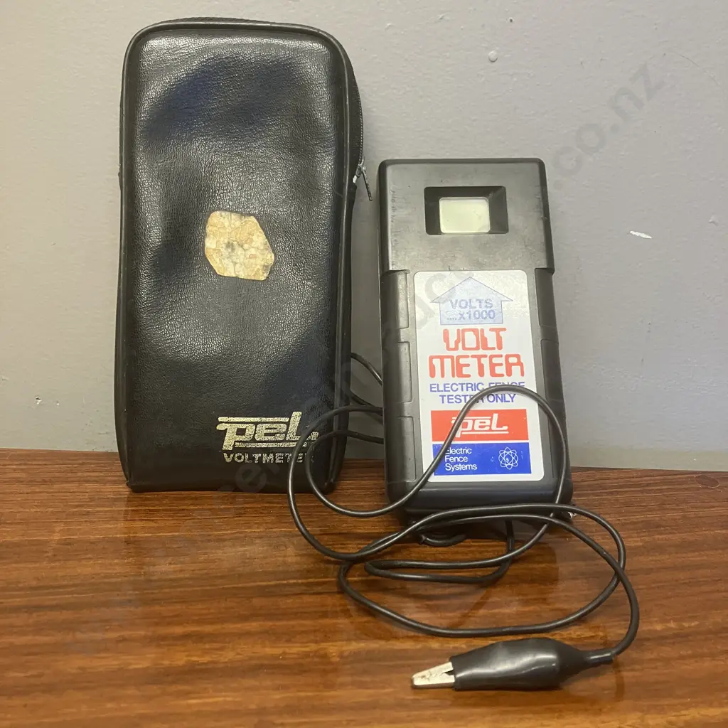 PEL Volt Meter Electric Fence Tester With Case Image 1++