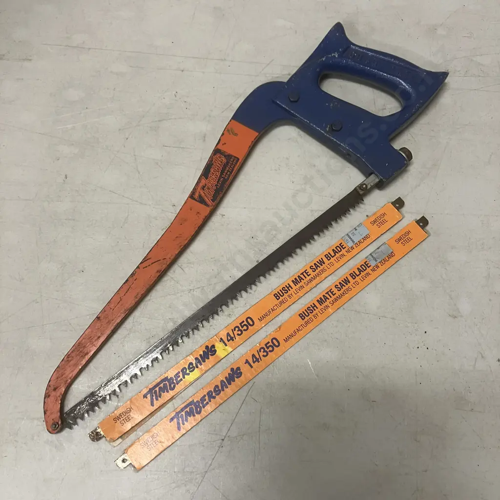 Vintage Levin Sawmakers (NZ) Bush Mate Timbersaw With Two Extra Blades Image 1++