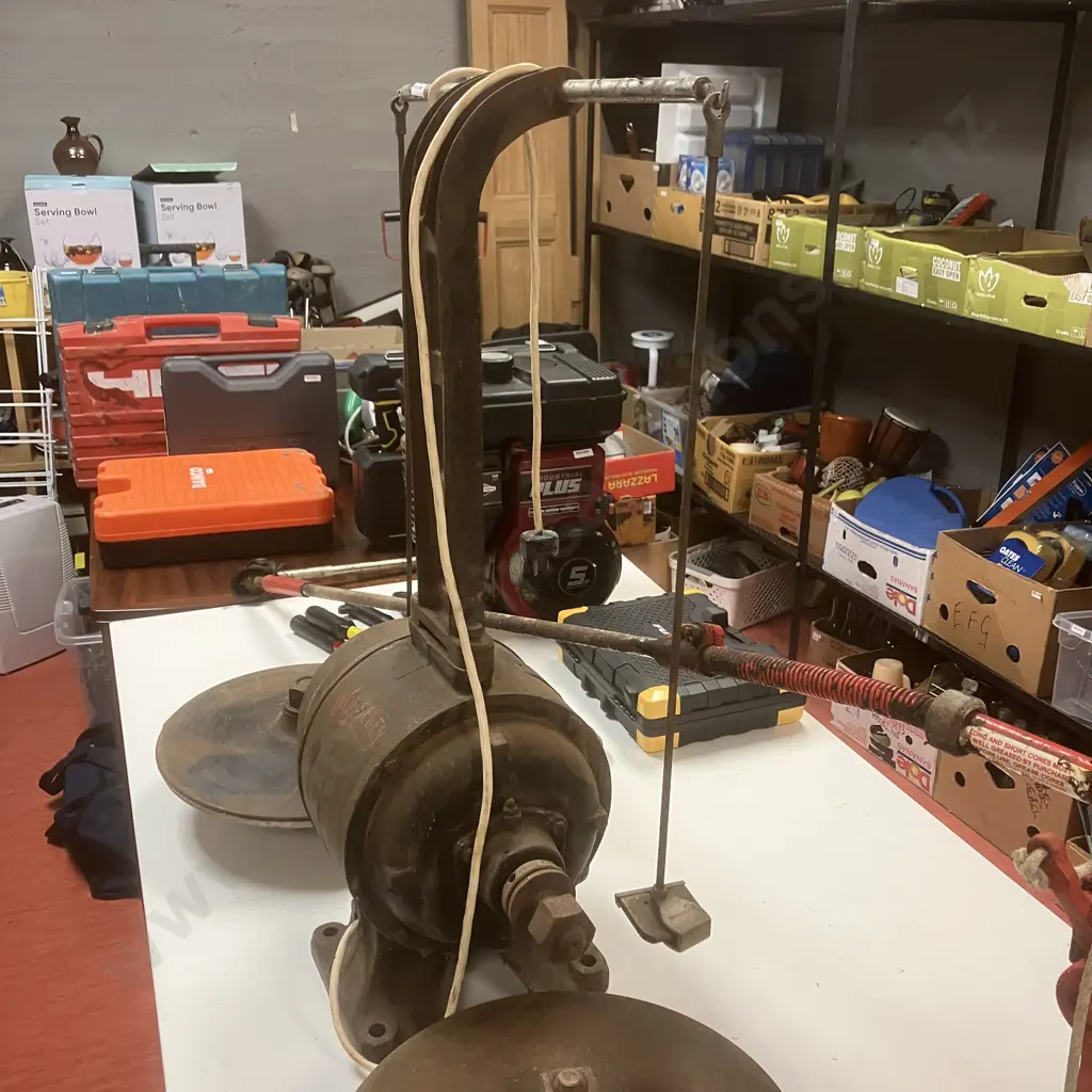 Wolseley Shearing Comb Grinder Image 1++