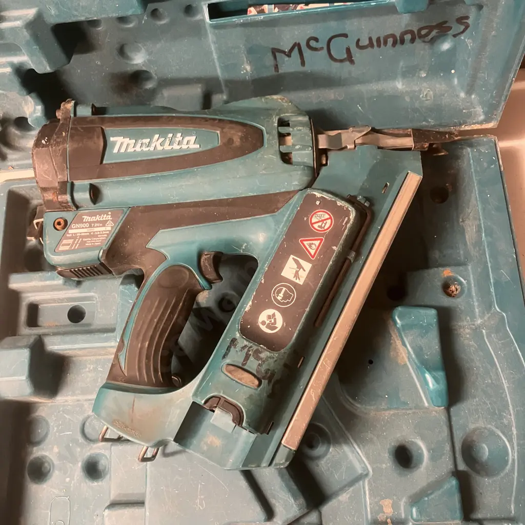 Makita GN900 Gas Framing Nailer With Battery, No Charger, In Case Image 1++