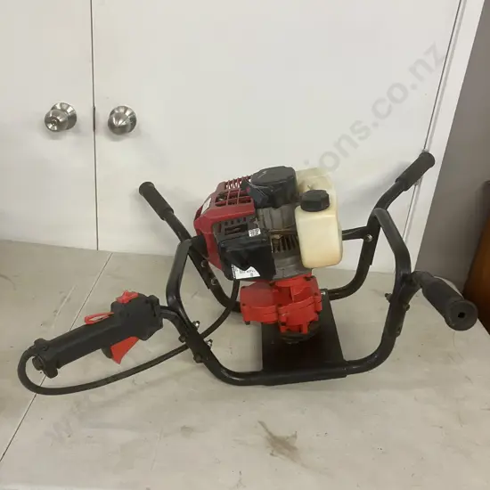 Petrol Post Hole Borer