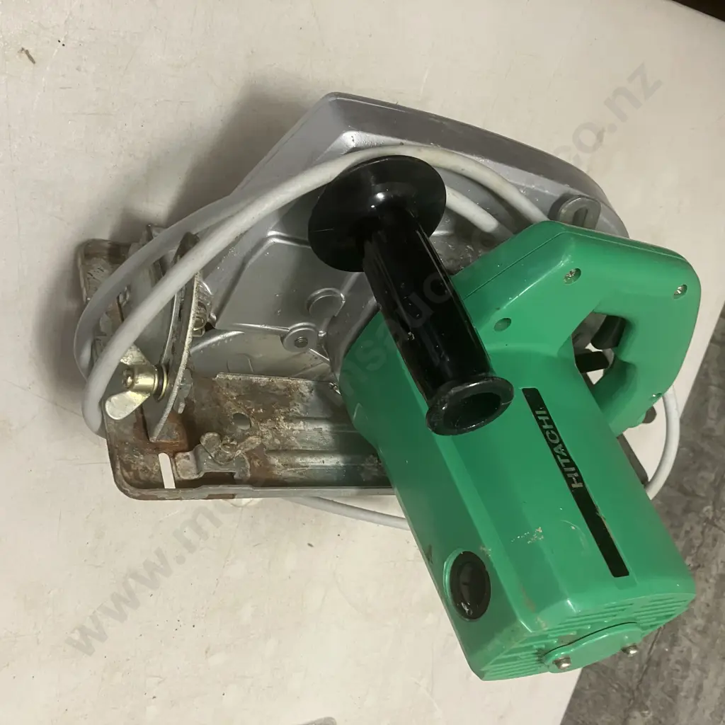 Hitachi 235mm 1750W Circular Saw Image 1++