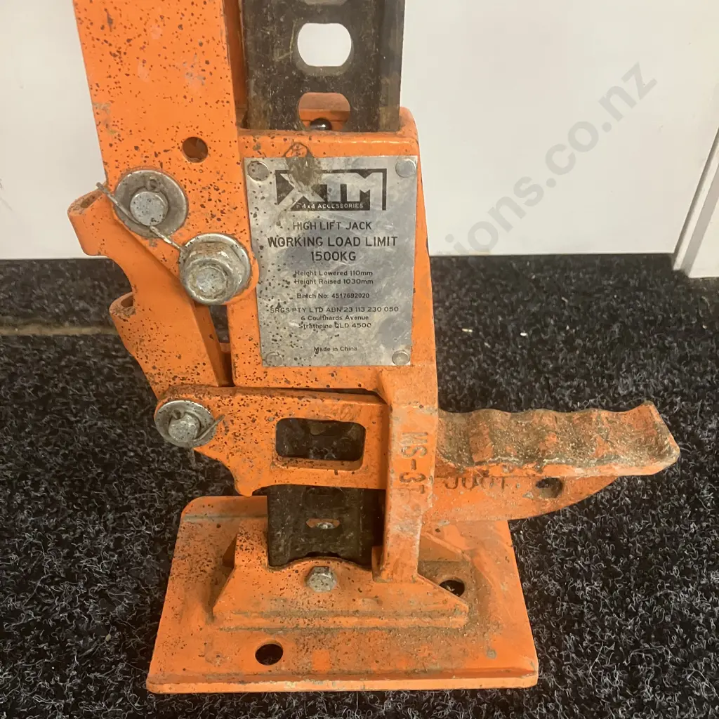 XTM High Lift Jack 1500Kg Image 1++