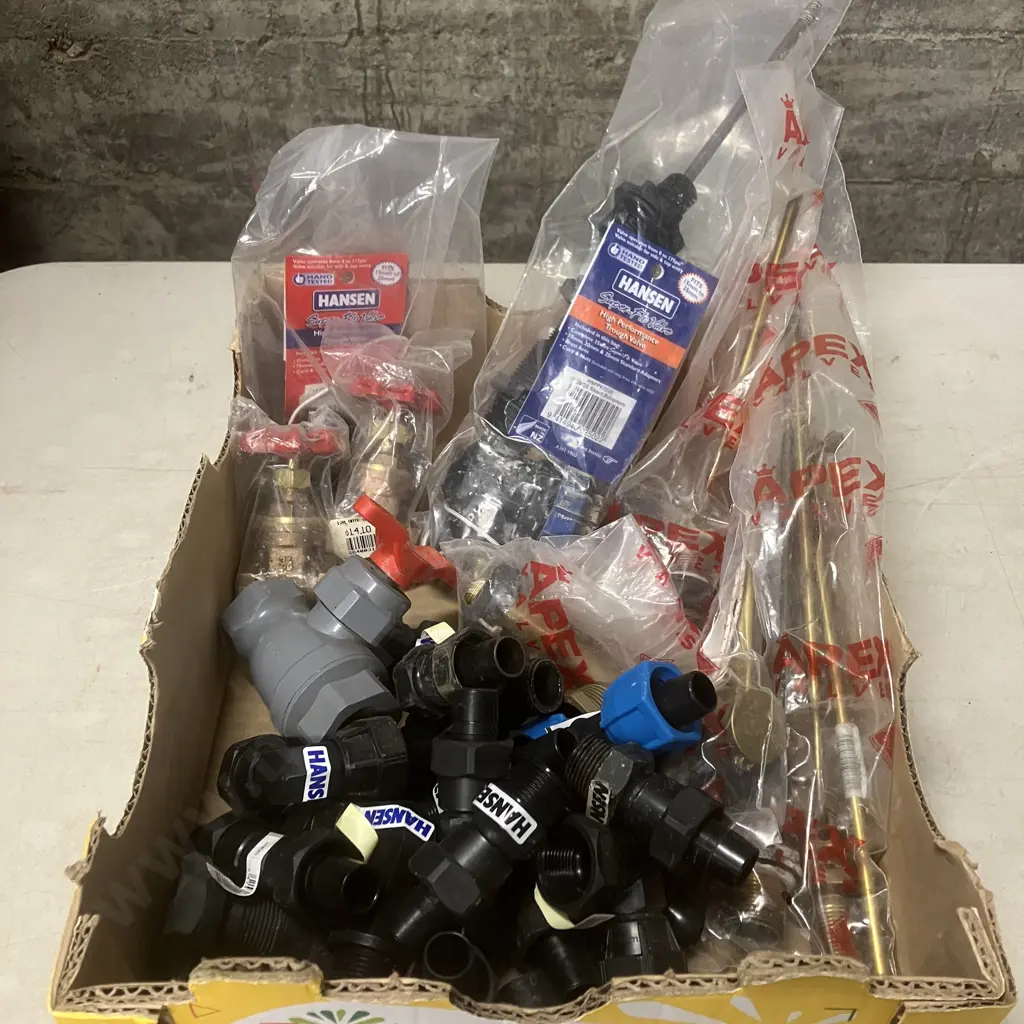 Hansa Fittings, Brass Taps, Trough Fittings Etc Image 1++