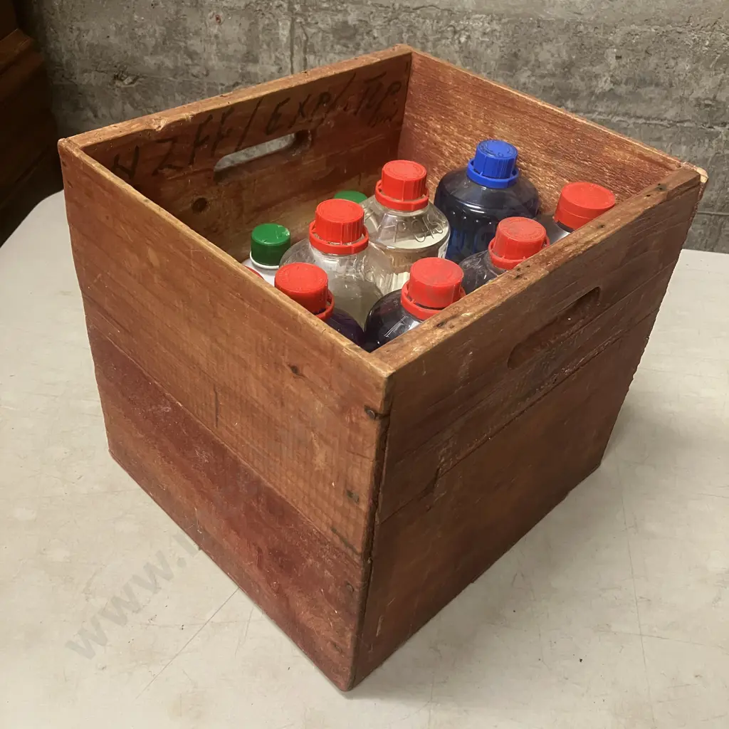Turps, Kerosene, Methylated Spirits, CRC & Bars Bugs In Wooden Box Image 1++