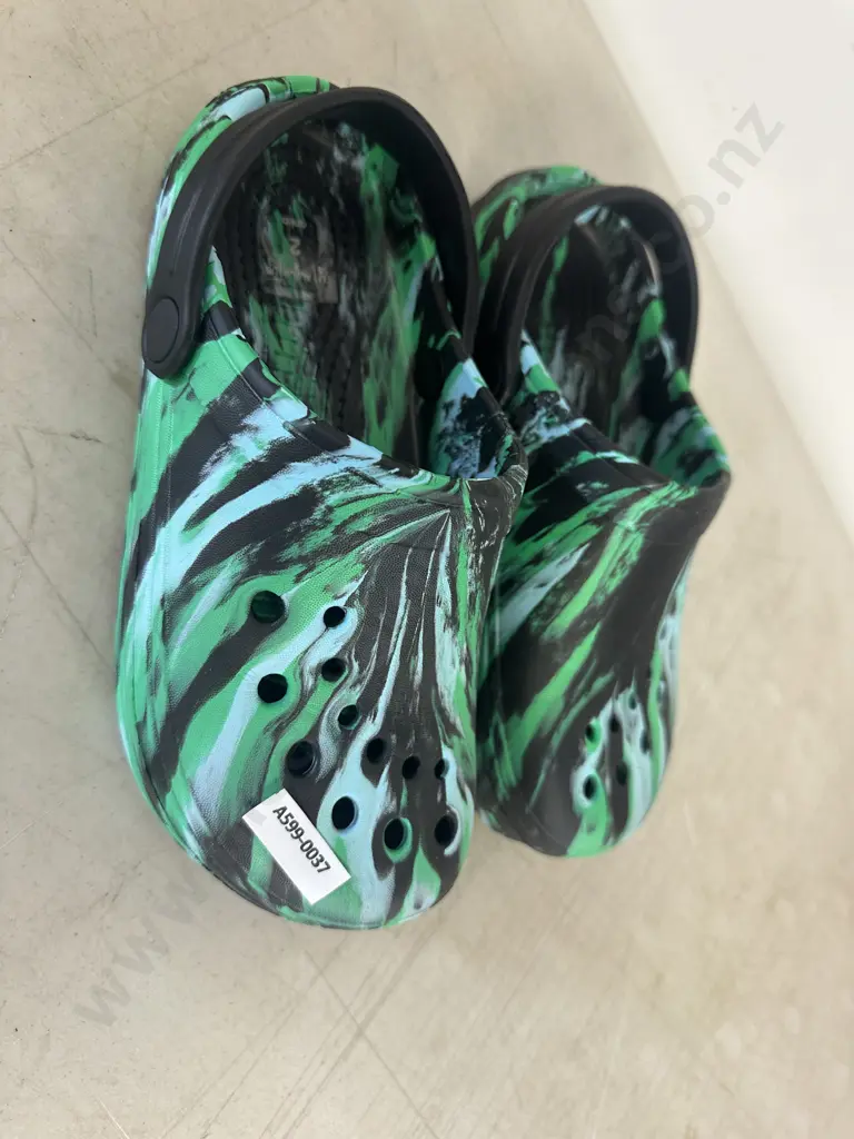 Pair of Green & Black CROCS - Size 2 Image 1++