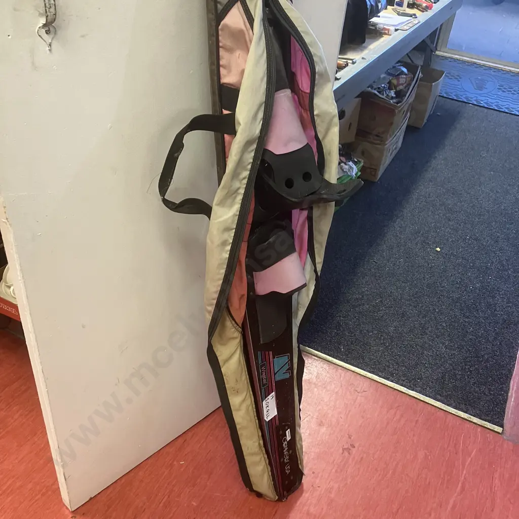 Water Ski "CONNELLY USA" and Cover "Ski Pro" Image 1++