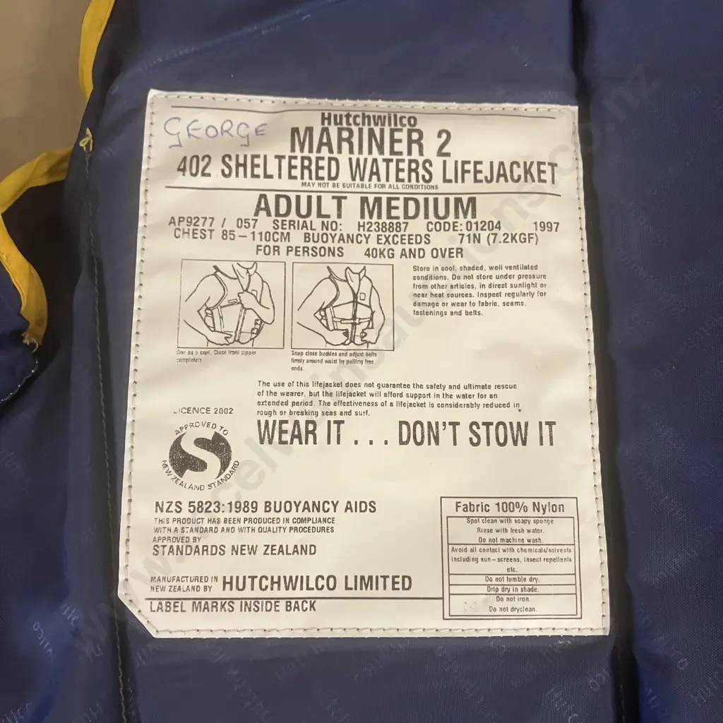 Adults Sheltered Waters Lifejackets - RFD Guardian S & Hutchwilco Mariners 2 Size Medium Image 1++