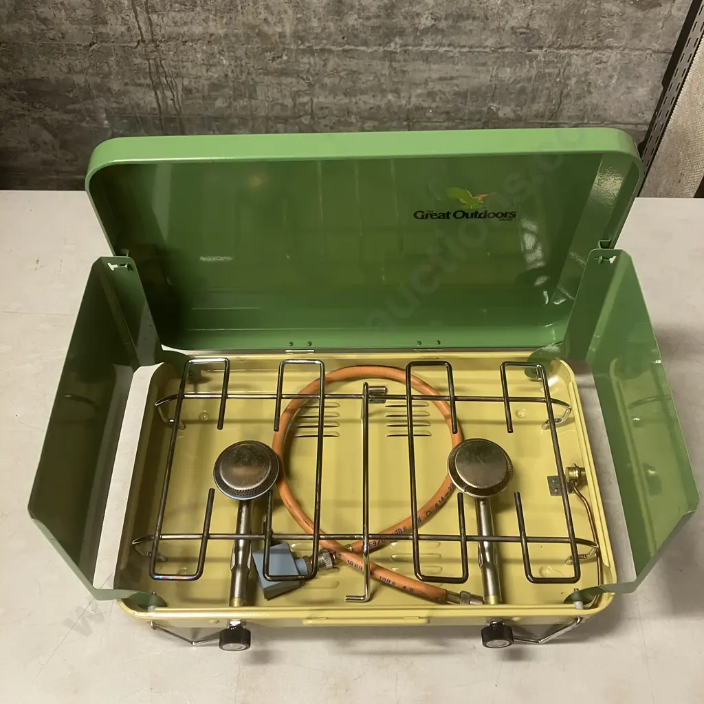 Retro The Great Outdoors Brand Two Burner L.P.Gas Cooker Model 1074, Unused Image 1++