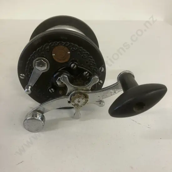 Vintage Pennsylvania Trade Brand Fishing Reel Made In Japan