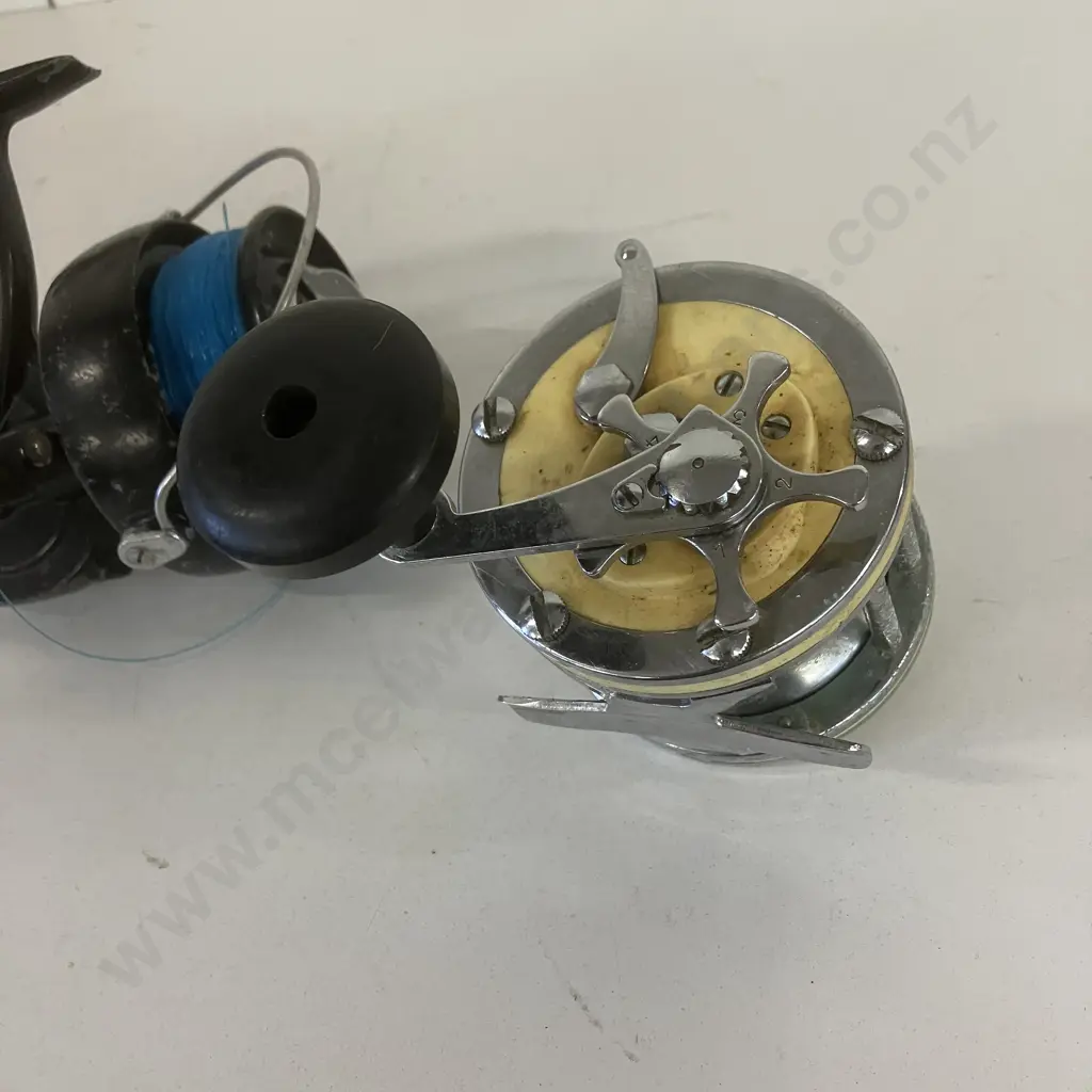 Vintage K.P.Morritt's Intrepid 'Surfcast' Fishing Reel Made In England With French Made Garcia Mitchell Fishing Reel Image 1++