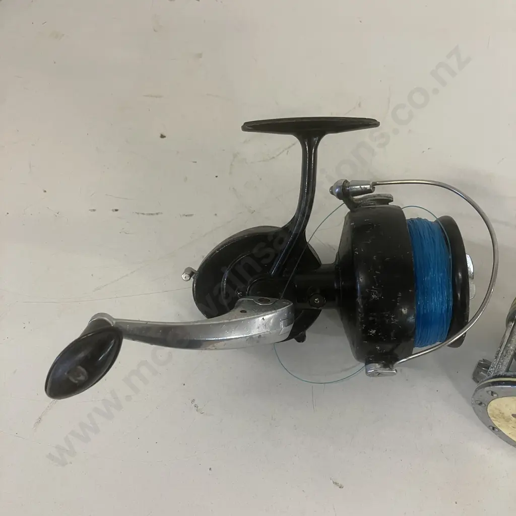 Vintage K.P.Morritt's Intrepid 'Surfcast' Fishing Reel Made In England With French Made Garcia Mitchell Fishing Reel Image 1++