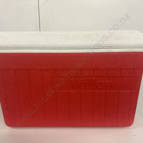 Red & White Willow Chilly Bin