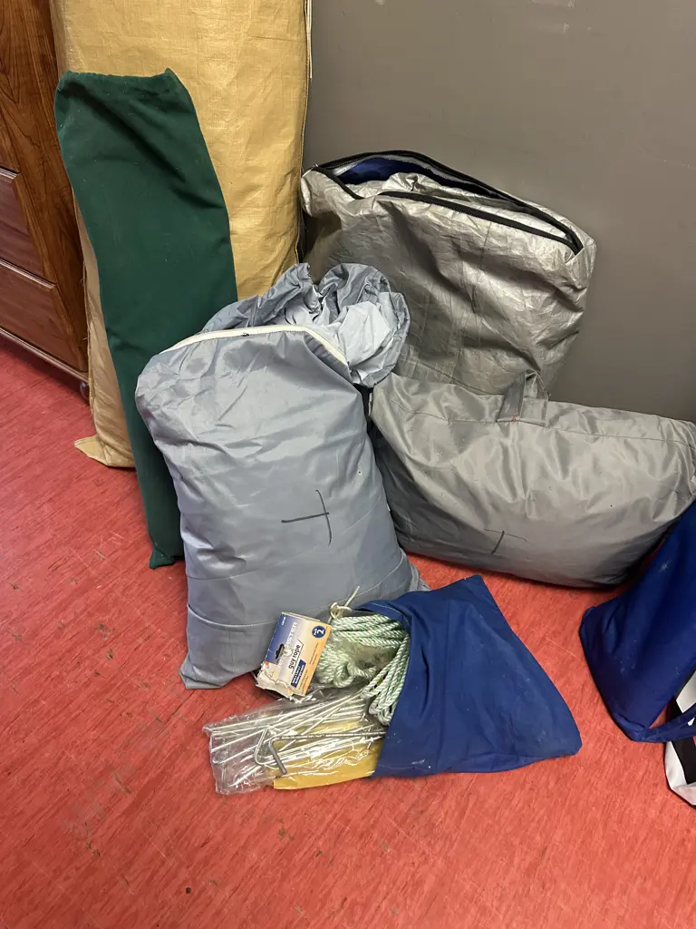 Assorted Tent Sundries  Image 1++