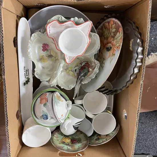 Box of Assorted items