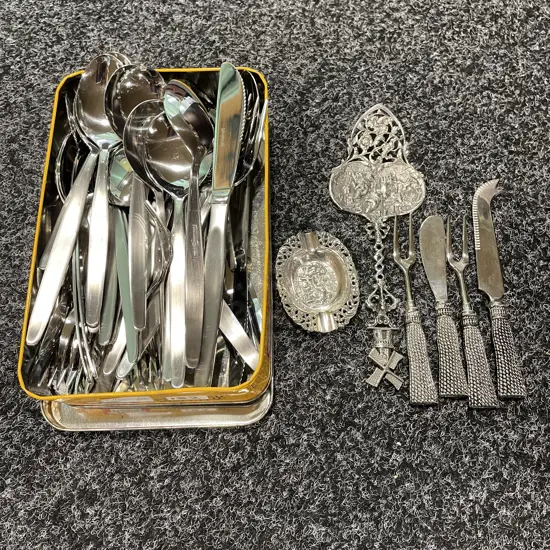 Assorted Silver items including cutlery
