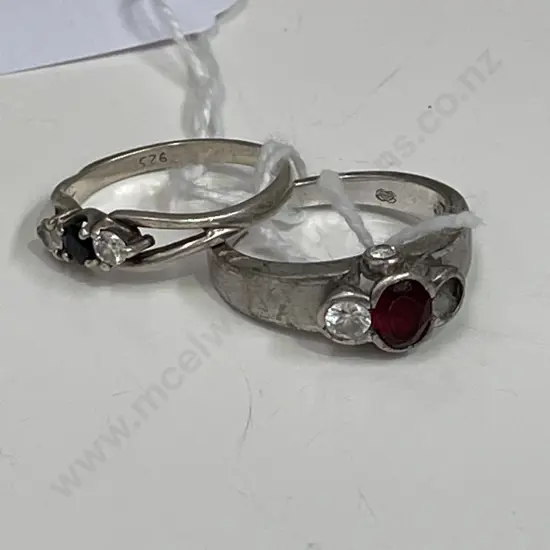 Two Sterling Silver Rings (1af) with gemstones