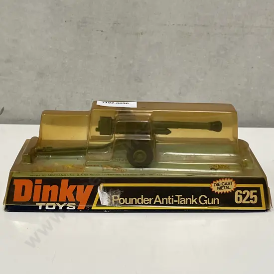 Vintage Dinky Diecast Anti-Tank Gun. 625. Boxed