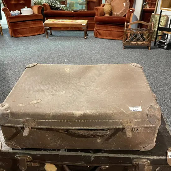 Antique Leather Case. Labelled "Disabled Soldiers" Case - added to K146-28