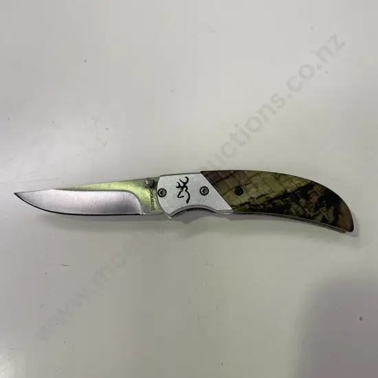 Browning Pocket Knife. Model 5672