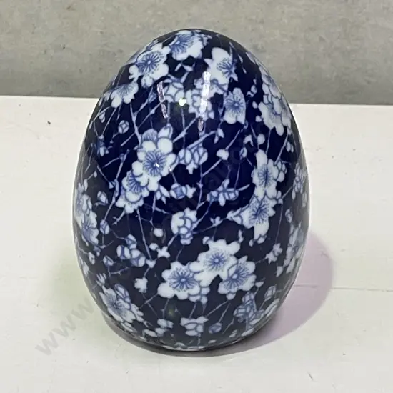 Flow Blue and White Anemone Floral Egg Ornament